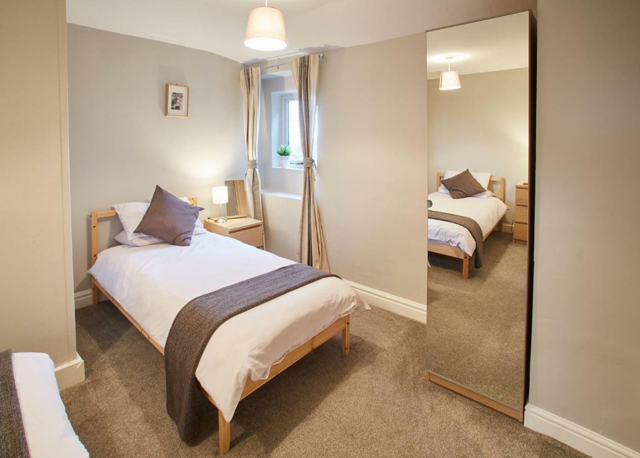 Host & Stay - Cosy Cottage Emley Exterior foto